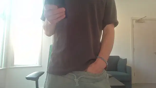 frenchbdmaninlondon online show from June 19, 11:36 am