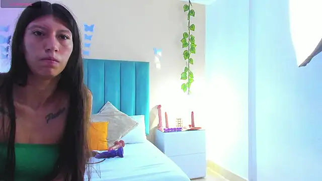 Snapshot of ARIANA_CRI-X chatting on May 3, 11:38 am ARIANA CRI-X online show from May 3, 11:38 am