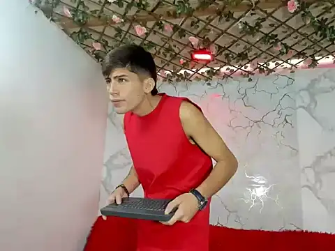 Snapshot of JULIAN_HOT_ chatting on June 20, 2:20 pm JULIAN HOT online show from June 20, 2:20 pm