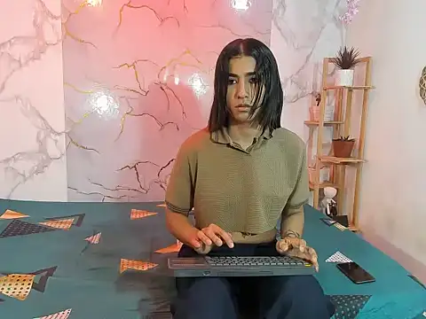 DAHNE HOT  online show from July 7, 3:09 am