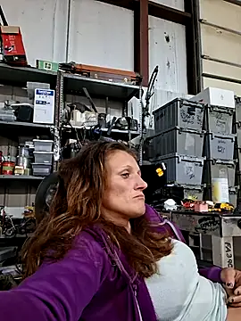 taatypeach69 online show from April 23, 2:24 am