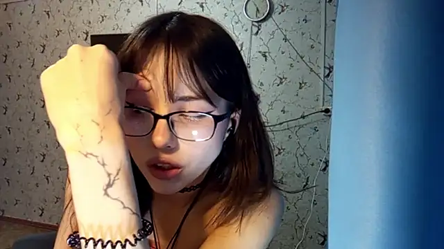 DelicaBrome online show from May 31, 12:56 pm
