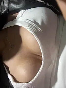 Leo roze online show from April 21, 12:45 am