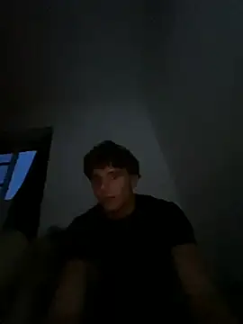 Snapshot of SofiaNLukaBabe chatting on June 24, 9:25 pm SofiaNLukaBabe online show from June 24, 9:25 pm