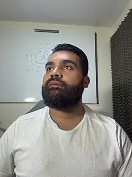 Snapshot of LucaLaurent chatting on April 22, 2:36 am LucaLaurent online show from April 22, 2:36 am