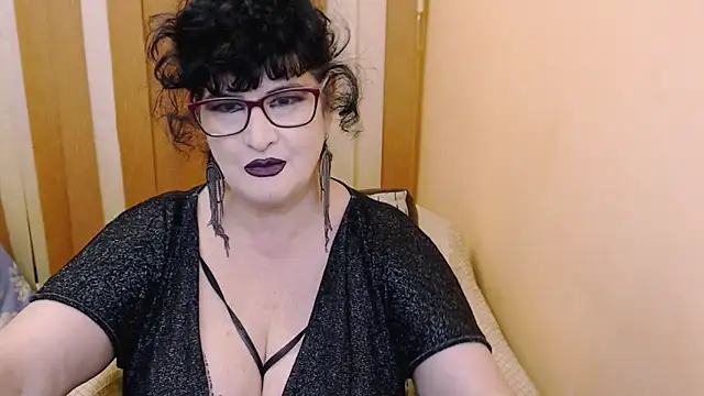 QuuenOfSin online show from February 2, 2:17 am