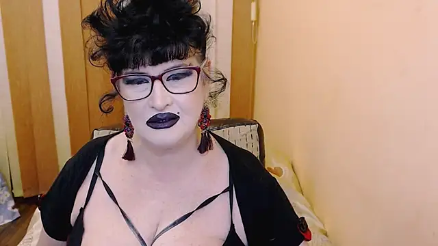 QuuenOfSin online show from February 5, 1:37 am