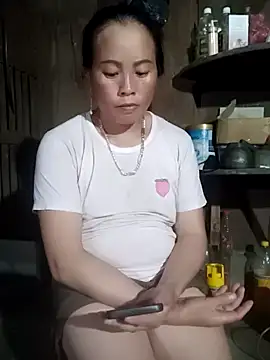 Snapshot of phuongtrinh1 chatting on July 9, 12:31 pm phuongtrinh1 online show from July 9, 12:31 pm