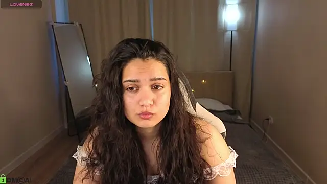 Snapshot of Vivien_Ross chatting on May 15, 12:50 am Vivien Ross online show from May 15, 12:50 am