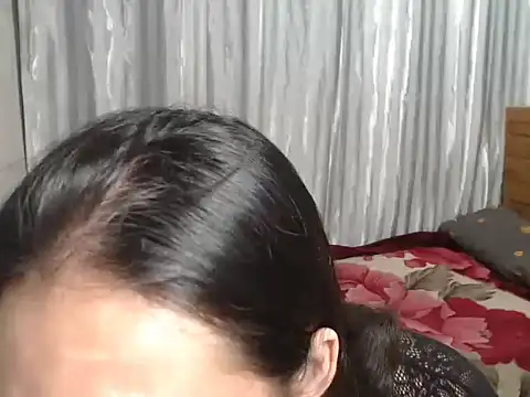 Snapshot of Queen_Haliyah chatting on July 31, 11:09 am Queen Haliyah online show from July 31, 11:09 am