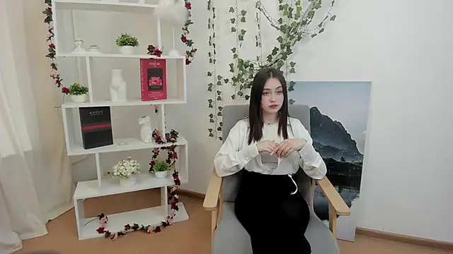 TwanaRzeczycki online show from April 27, 10:02 am