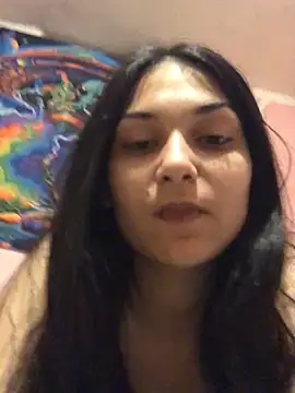 Snapshot of amira1348 chatting on June 5, 7:19 pm amira1348 online show from June 5, 7:19 pm