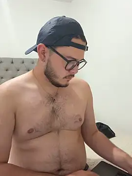 SubBoy bear online show from April 24, 2:36 am