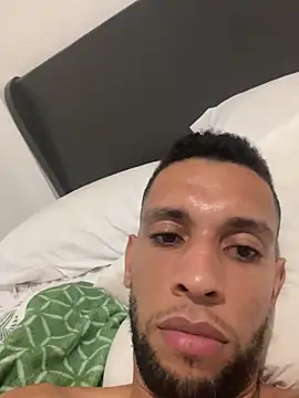 Edwiojj online show from April 20, 4:43 pm