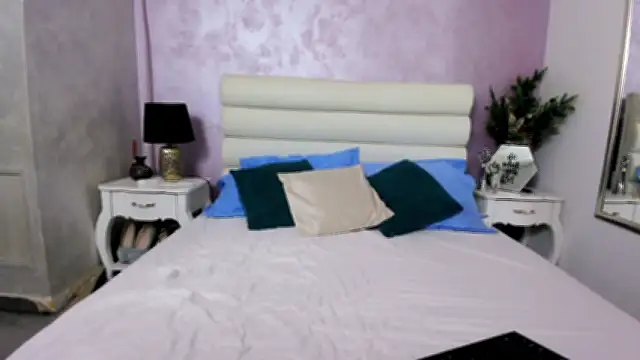 Snapshot of AmberDustt_ chatting on June 3, 8:03 pm AmberDustt online show from June 3, 8:03 pm