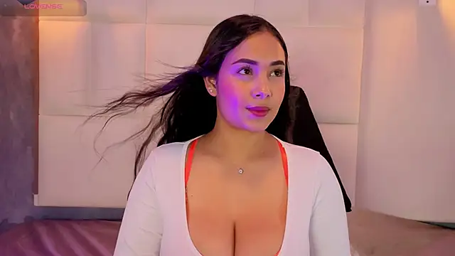 Violetta rose  online show from April 22, 9:27 pm