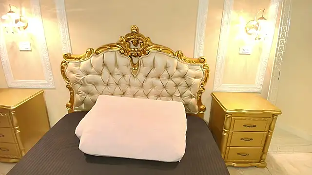 Snapshot of PaulineKosh chatting on July 2, 8:48 pm PaulineKosh online show from July 2, 8:48 pm