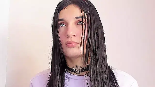 Snapshot of MilaWhitte chatting on July 21, 3:14 pm MilaWhitte online show from July 21, 3:14 pm