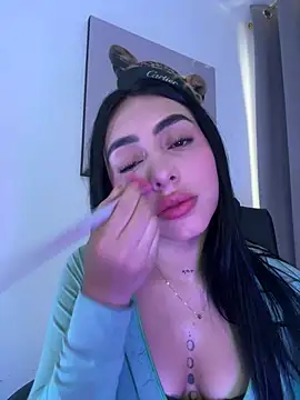 IsabellaNoir  online show from April 26, 6:38 pm