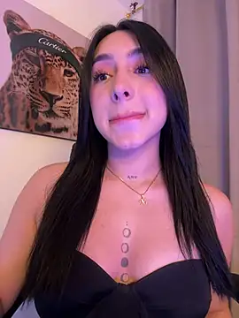 IsabellaNoir  online show from May 26, 11:12 pm