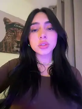 IsabellaNoir  online show from June 2, 11:18 pm