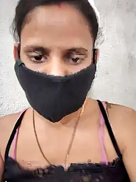 Snapshot of Cutie_Neetu chatting on May 1, 7:29 pm Cutie Neetu online show from May 1, 7:29 pm