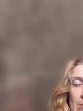 318jrh online show from April 24, 11:29 pm