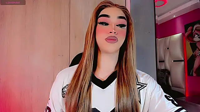 Snapshot of Camila_Vasquezz1 chatting on July 19, 11:36 am Camila Vasquezz1 online show from July 19, 11:36 am