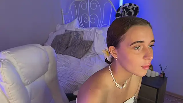 Tiana Belle online show from June 14, 2:24 am