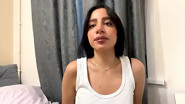 Snapshot of AngellaBarbini chatting on June 8, 4:18 pm AngellaBarbini online show from June 8, 4:18 pm