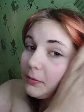 Snapshot of LoisFox chatting on May 5, 11:46 pm LoisFox online show from May 5, 11:46 pm