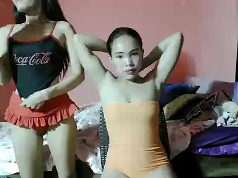 Snapshot of Two_sexy_asian4u chatting on July 15, 11:26 am Two sexy asian4u online show from July 15, 11:26 am