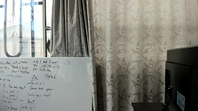 Snapshot of Victoria_kim_lee chatting on June 27, 12:55 pm Victoria kim lee online show from June 27, 12:55 pm