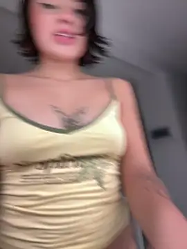 Snapshot of Prissi_rivas2 chatting on June 5, 12:39 am Prissi rivas2 online show from June 5, 12:39 am