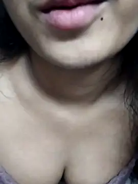 Snapshot of diya_raksha chatting on June 1, 4:36 am diya raksha online show from June 1, 4:36 am