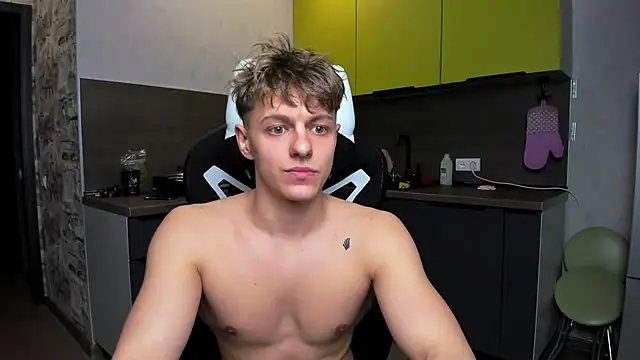 prince nik online show from April 29, 6:36 pm