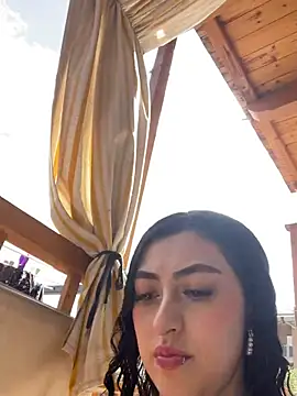 Dahlia cortes online show from July 1, 1:34 pm