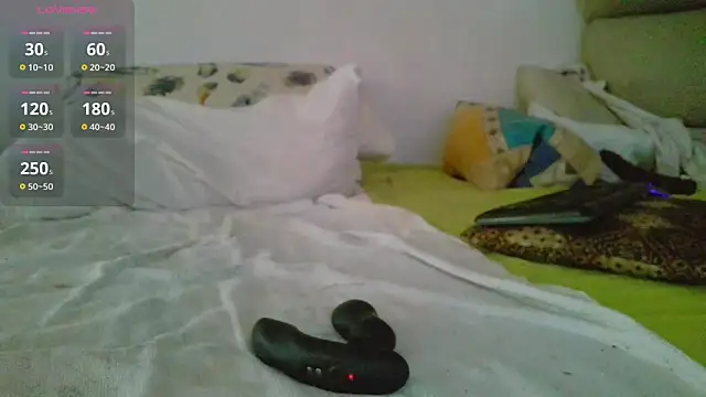 Snapshot of canarito18 chatting on July 9, 3:05 pm canarito18 online show from July 9, 3:05 pm