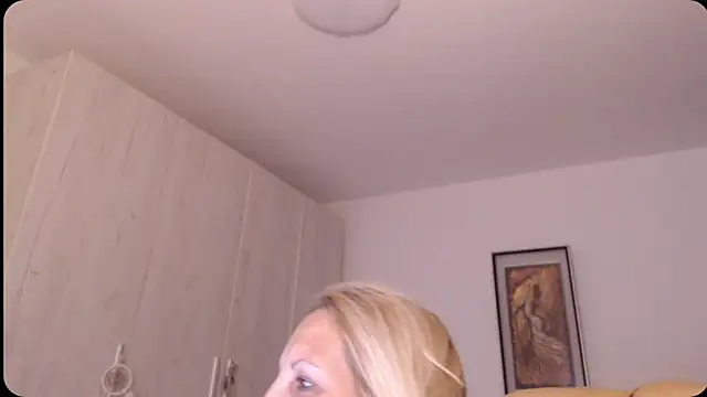 Divineblond online show from June 19, 10:24 pm