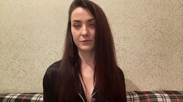 Madisonlovx online show from April 23, 7:49 pm