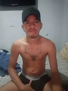 hotshame21 online show from June 5, 3:35 am