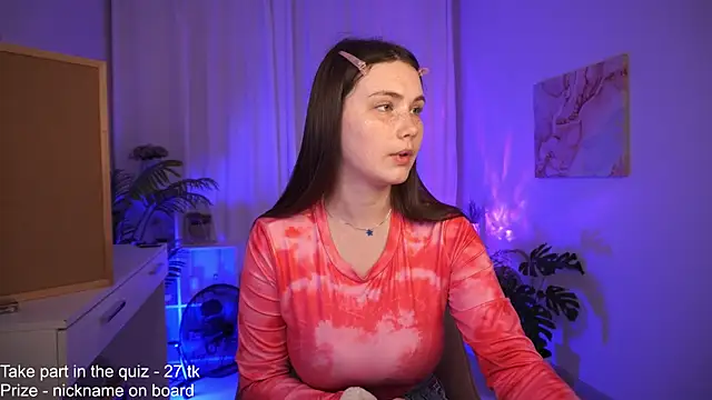 Snapshot of BettyMarlowe chatting on July 8, 5:23 am BettyMarlowe online show from July 8, 5:23 am
