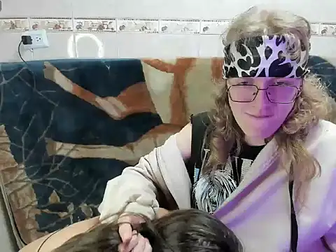 Jinnbooky online show from April 25, 2:36 am