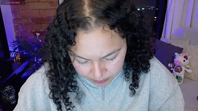 Snapshot of MissBronte chatting on June 25, 5:12 am MissBronte online show from June 25, 5:12 am