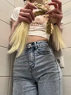 PlayMeDirtyy online show from April 27, 7:34 pm