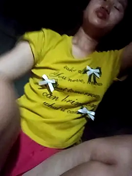Rosie LoveUU online show from May 17, 11:23 pm