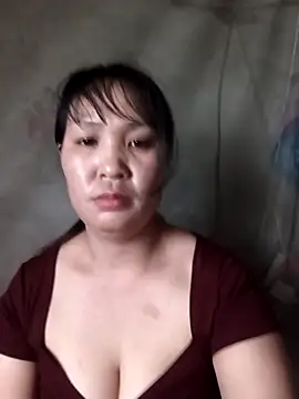 Snapshot of Beola-mi chatting on April 29, 7:56 am Beola-mi online show from April 29, 7:56 am