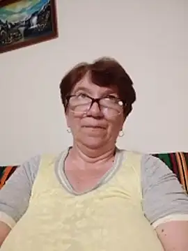 Snapshot of KetQueen101 chatting on May 20, 8:48 pm KetQueen101 online show from May 20, 8:48 pm