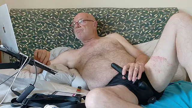 KinkCentral online show from June 24, 7:35 pm