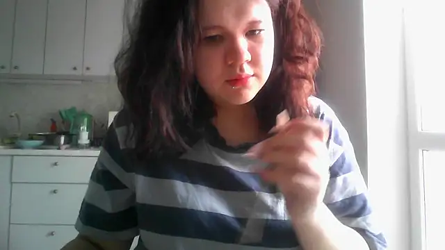 Amanda Mia  online show from May 13, 8:34 am